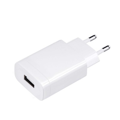 Forcell Φορτιστής Ταξιδίου Με USB Υποδοχή 2.4A 18W Quick Charge 3.0 Λευκό